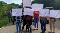 Vecinos de la sierra de Rosario bloquean carretera para demandar atención de las autoridades