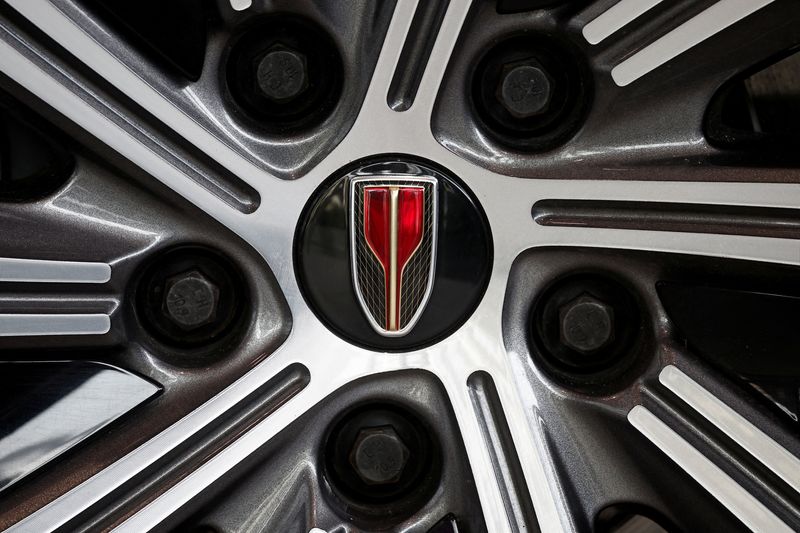 China's luxury automaker Hongqi to launch 15 models in Europe by 2028