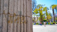 Vandalismo en Arequipa: nuevas pintas dañan portales de San Agustín y la Compañía de Jesús