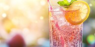 Experto en diabetes asegura que esta refrescante bebida es la mejor para regular el azúcar en sangre  