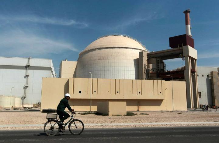 Irán suspenderá cooperación con OIEA si restablecen sanciones