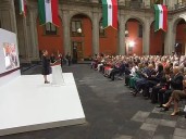 Claudia Sheinbaum destaca disminución de pobreza en México en primer año de gobierno