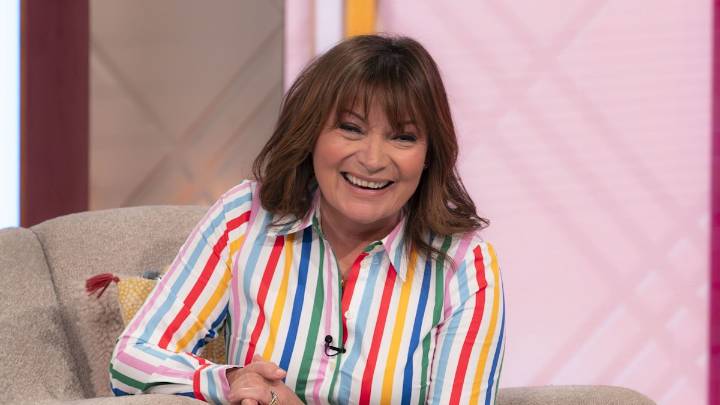 Lorraine Kelly shares rare picture of brother and lookalike mum