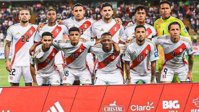 Perú cierra prácticas en Montevideo con variantes para enfrentar a Uruguay por Eliminatorias 2026
