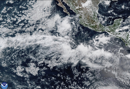 Mario recupera categoría de tormenta tropical en el Pacífico mexicano; no hay amenaza para tierra