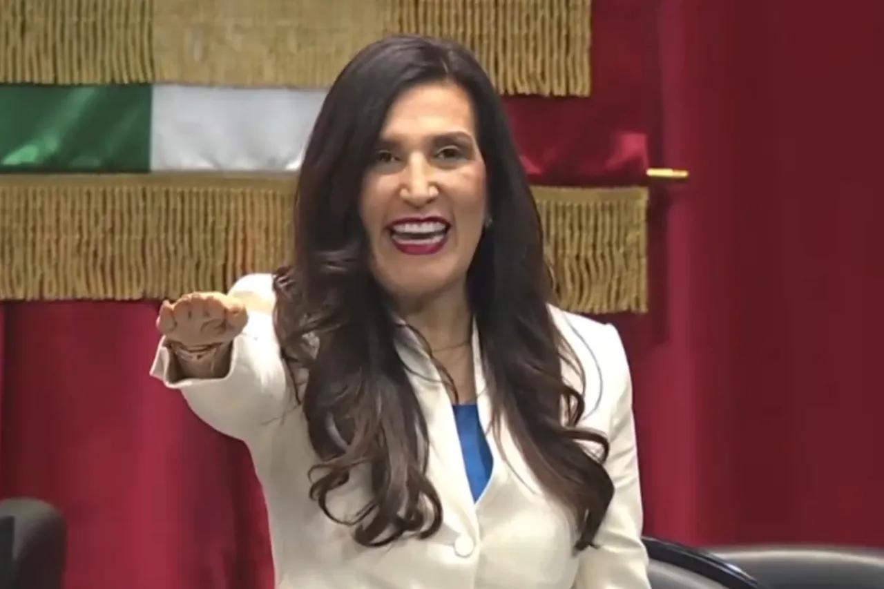 Kenia López Rabadán asume la presidencia de la Cámara de Diputados