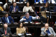 Diputados: la oposición avanzará mañana con el tratamiento de la ley que limita los DNU