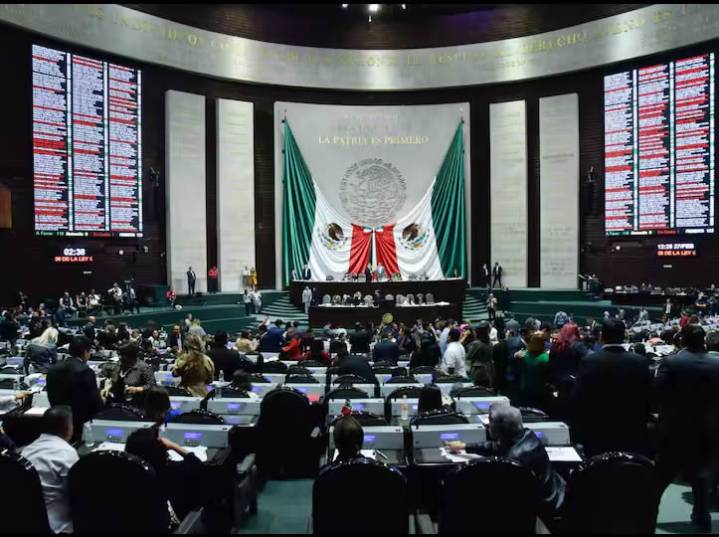 ¡Sin acuerdos para la Mesa Directiva de San Lázaro! Morena se quedará la presidencia 5 días más