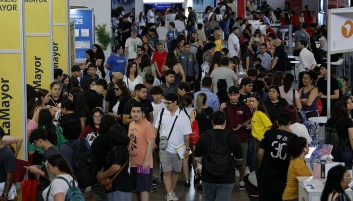 Demre publica oferta definitiva de carreras, vacantes y ponderaciones para Proceso de Admisión 2026