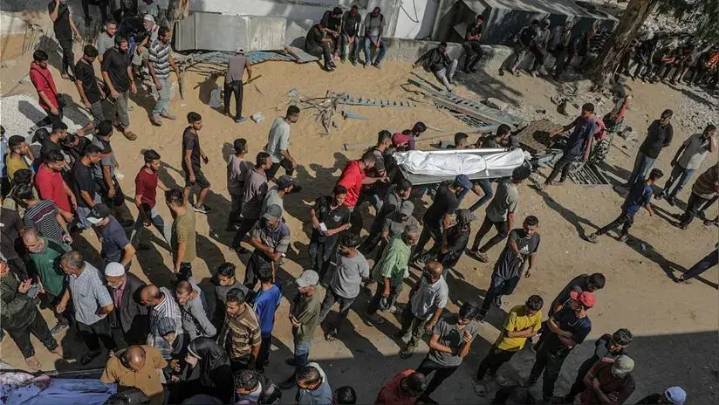 Israel mata a 66 palestinos en Gaza, 33 de ellos cuando iban a recoger comida