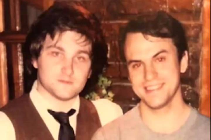 "A cambiar el país". El curioso spot electoral que revive la época de estudiantes de Javier Milei y Diego Valenzuela