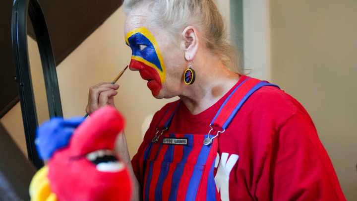 See photos as Fever fans paint their faces before game against Aces