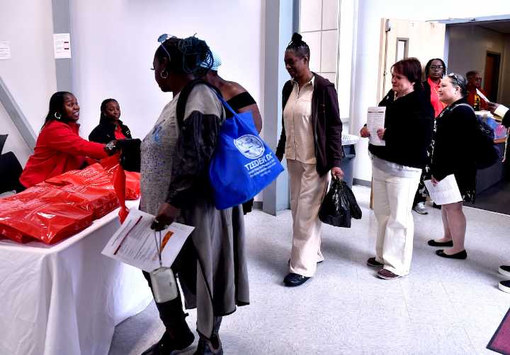 Shutdown threat: D.C. faces job cuts and economic crisis