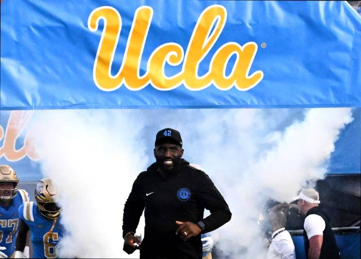 Swanson: DeShaun Foster’s short tenure at UCLA quickly proved a poor gamble