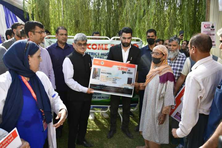 CS inaugurates Mega Health Camp at Ganderbal under SewaParv