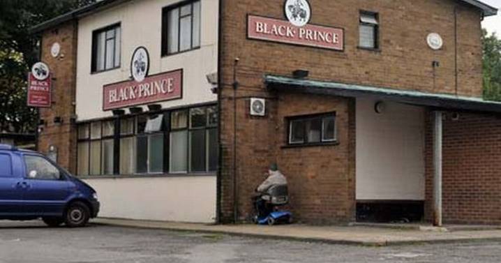 Four people escape Coventry pub fire