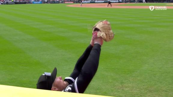 Sosa homers and drives in three runs as White Sox stay hot with 6