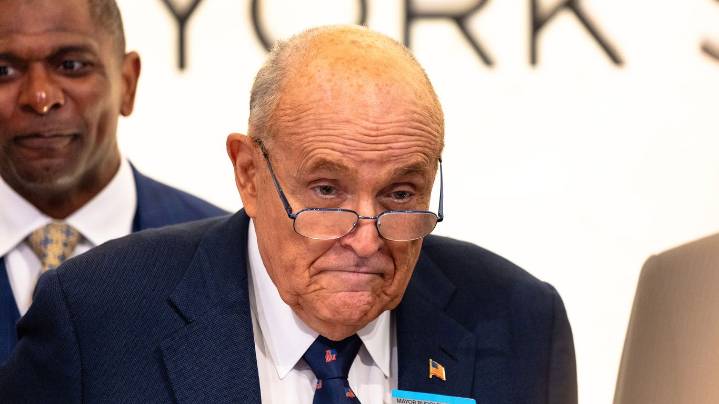 Giuliani hurt in crash after helping domestic violence victim, spokesperson says