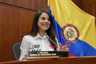Senadora compartió en Pasto su triunfo contra corridas de toros, peleas de gallos y coleo