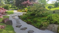 Here's How To Bring White Pea Gravel Back To Its Original Brilliance