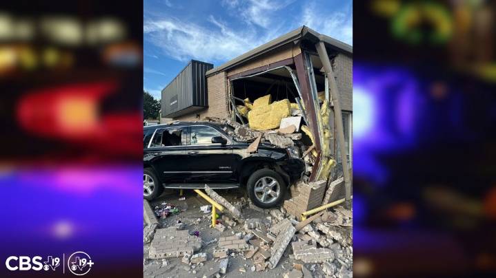 East Texas woman arrested after crashing into Health and Human Services building
