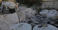 Decomisos, sobornos y asesinatos: la crisis del combustible ilegal que impacta a la 4T
