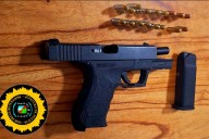 Allanamientos en Concordia: secuestraron armas, droga y un efectivo fue mordido por un perro