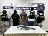 Detiene COE en flagrancia a hombre con fus1l en Juárez