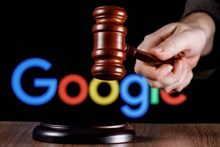 Google enfrenta una nueva demanda por culpa de su IA y tendrá que ir a juicio