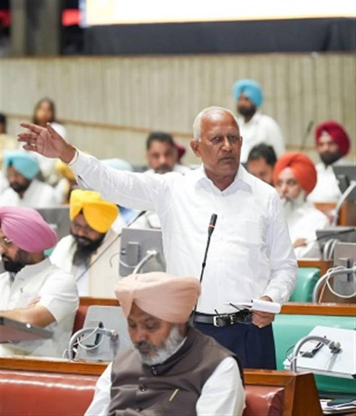 Punjab VS passes 'Rehabilitation of Punjab' resolution demanding 20k