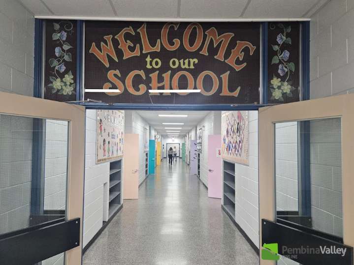 Does wet hair really make you sick? Doctor weighs in, talks school illness prevention