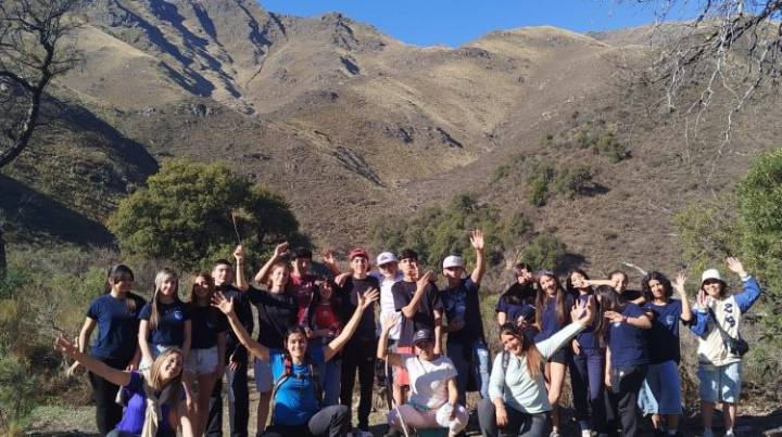 Más de 30 estudiantes de Villa de Merlo visitaron Mogote Bayo