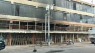 Locales quemados frente a la plaza Bolívar resurgen de entre las cenizas