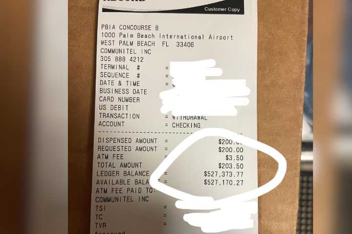 Airport Worker Stunned at What He Finds on Receipt Left Behind at ATM