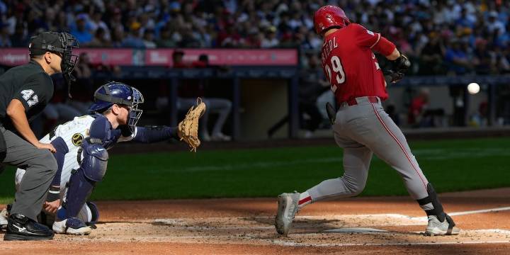 Brewers cap off regular season with franchise