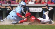 Jays fall to Reds, AL East suddenly too close for comfort