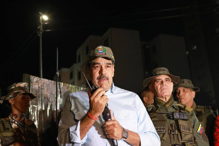 Maduro pone en marcha el “Plan Independencia 200” en “284 frentes de batalla” de Venezuela