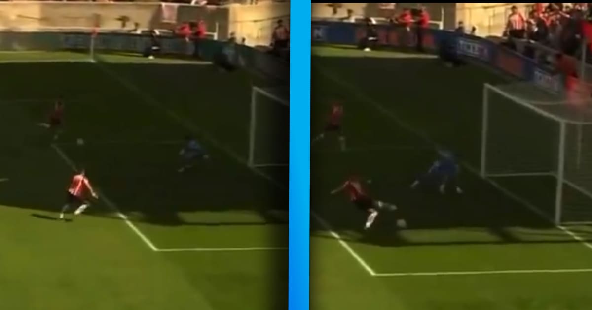VIDEO: Chicharito falla increíble oportunidad sin portero en partido amistoso
