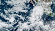 Huracán Lorena se intensifica en la costa oeste de México; Kiko avanza por aguas abiertas