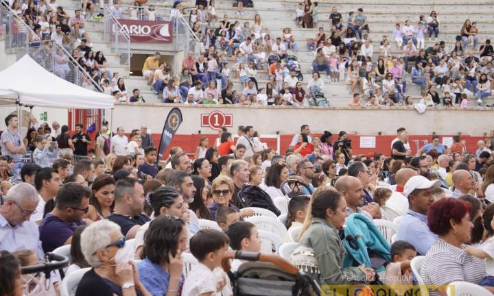 La Feria de Lorca vive este jueves un día cargado de actividades, música y humor