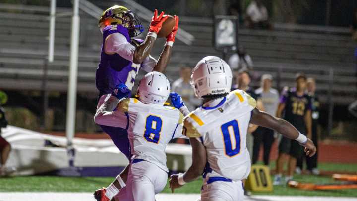 Photos from Bayshore at Booker high school football game