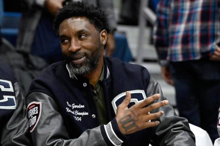 Charges dropped against former Chicago Bulls guard Ben Gordon