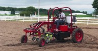 Michigan farmers get first look at electric tractor