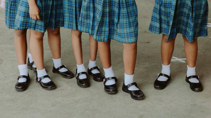 Recomienda IMSS Coahuila elegir calzado escolar adecuado para prevenir problemas de salud infantil