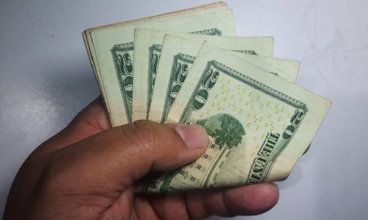 Precio del dólar del 8 de septiembre salta a más de 154 bolívares
