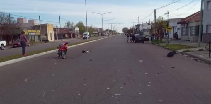 Accidente de tránsito en avenida Pringles y Cortes