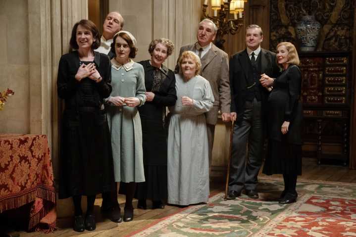 'Downton Abbey: Grand Finale' Movie Review: Story Loses Steam