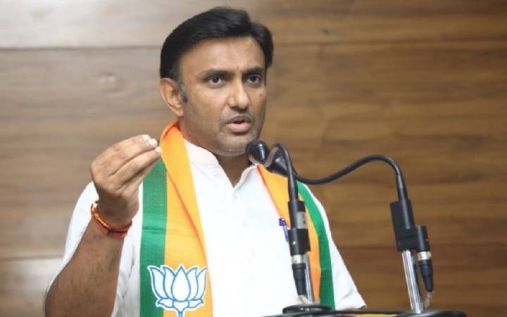 BJP MP Sudhakar’s wife loses Rs 14 lakh via 'digital arrest', mon...