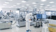 Adeudos del gobierno asfixian al sector farmacéutico: AMELAF