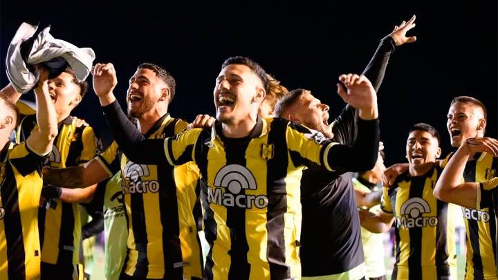 Deportivo Madryn está en la final de la Primera Nacional por un ascenso y espera rival
